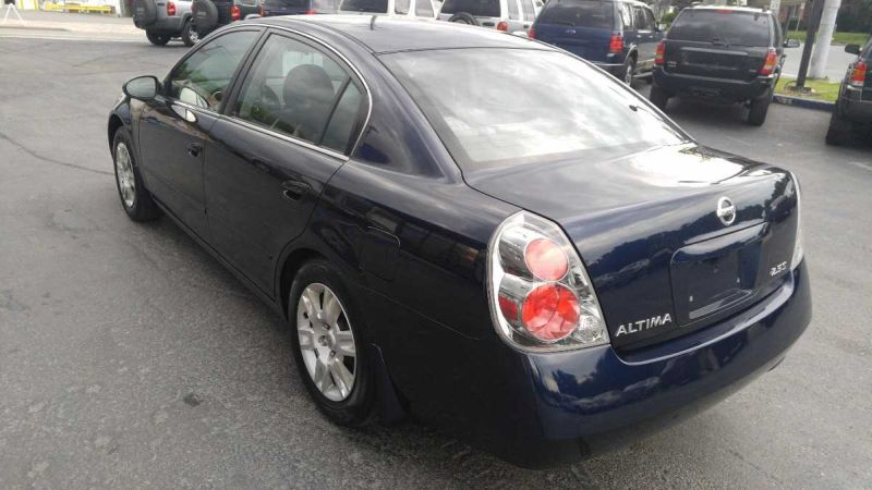 2005 Nissan altima standard equipment #9